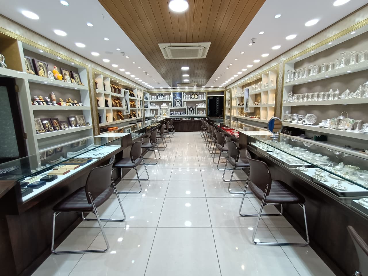 Mythri Jewel's  gallery