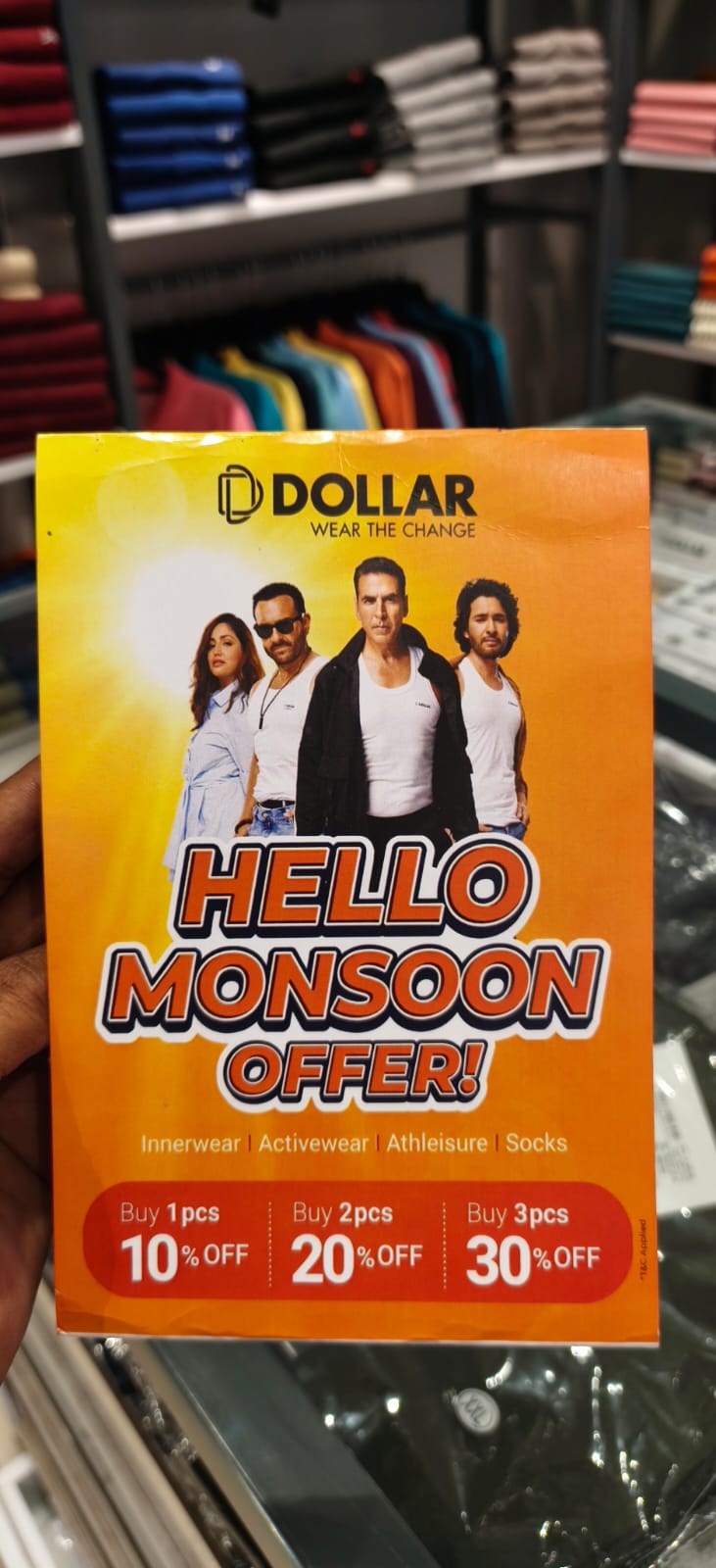 Dollar's Nehru Road gallery